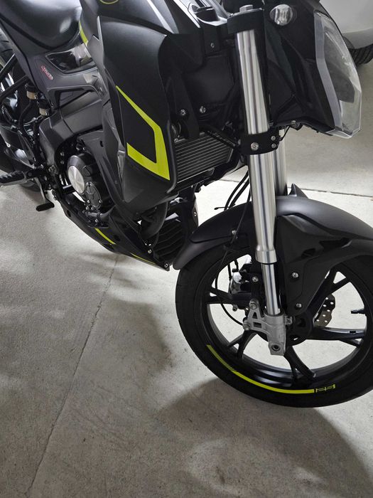 Keeway RKF 125 - 2021 - Preta e Verde