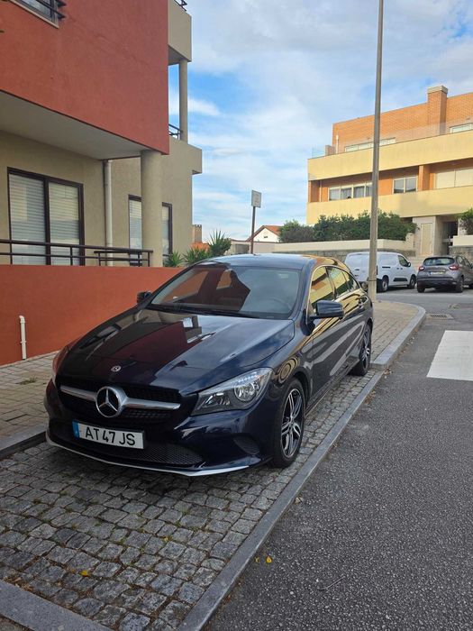 Mercedes-Benz CLA 180 d Shooting Brake Pack Urban