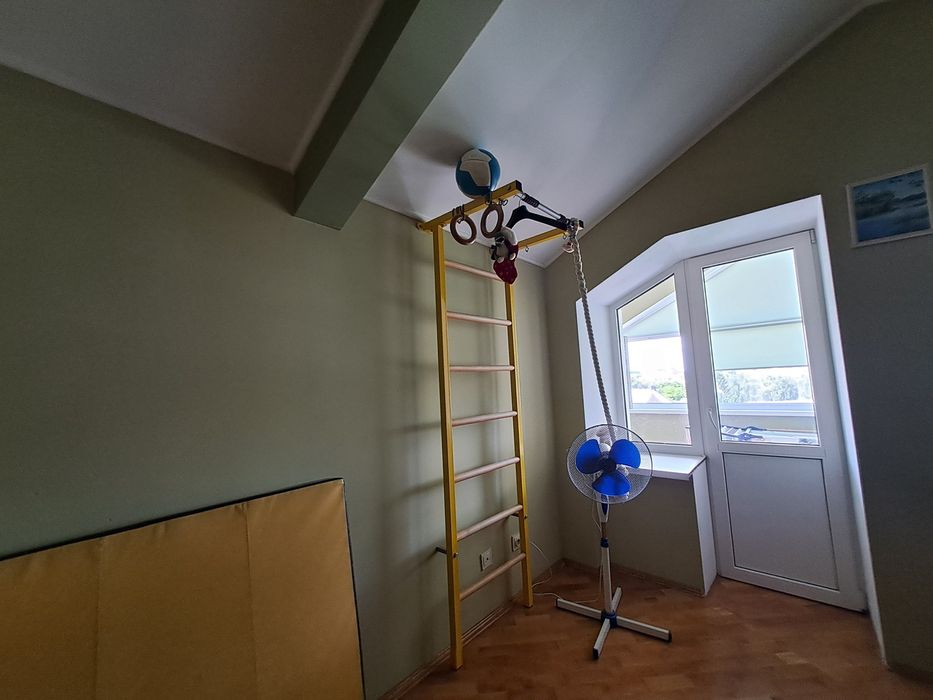 Терміново! Продаж 3к квартири 94.4 кв. м на вул. Лозовецька