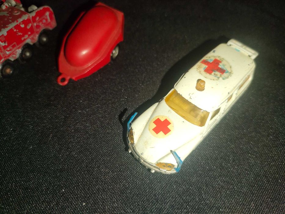 Miniaturas emergência antigas