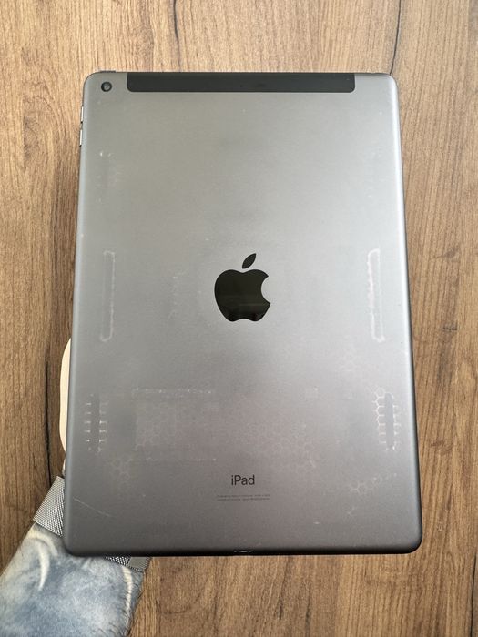 Apple iPad 7 128gb LTE