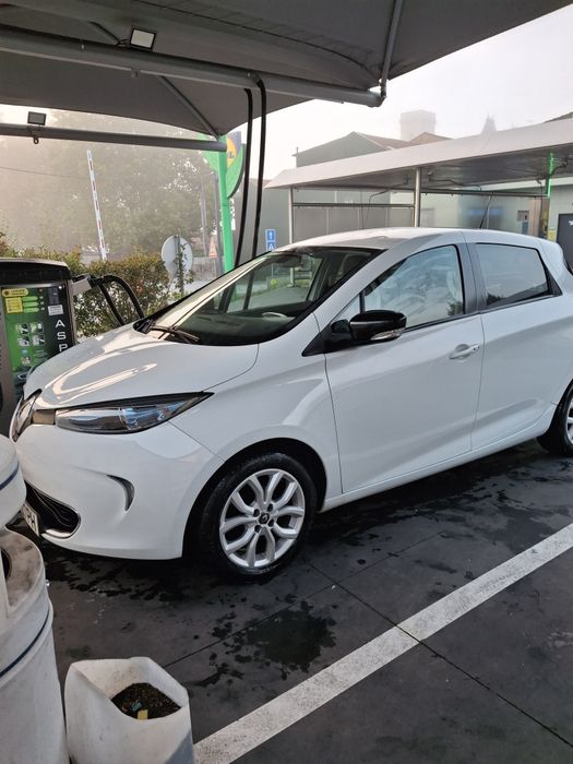 Vendo  Renault zoe 22w