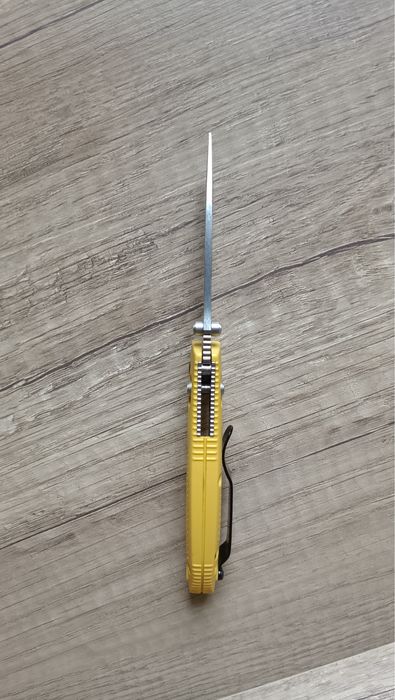 Benchmade 556S-Yel mini Griptilian  154CM Discontinued. Оригінал!