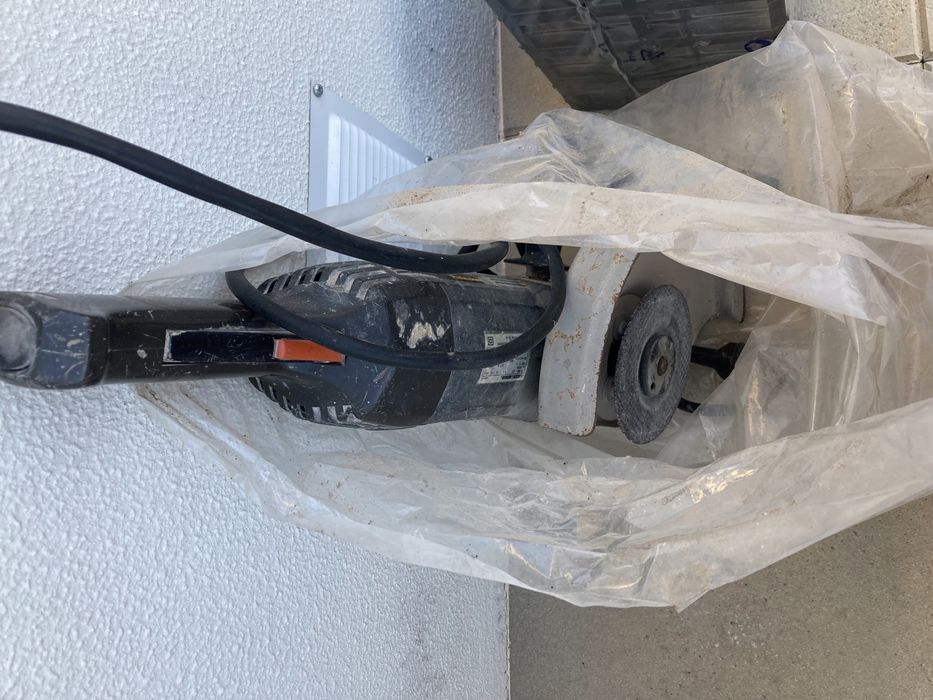 Rebarbadora profissional Black&Decker