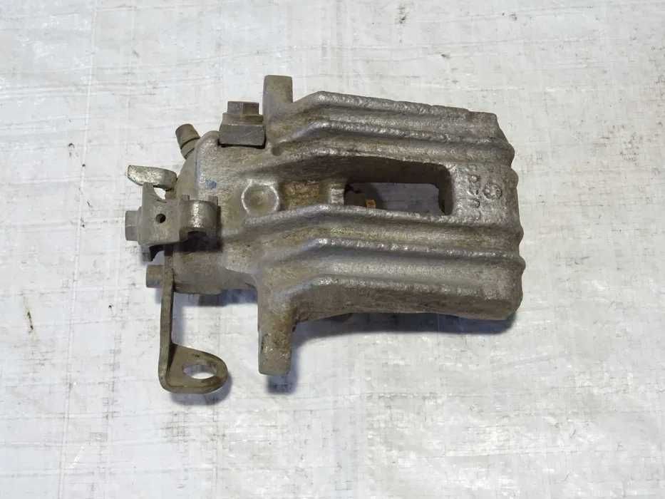 zacisk hamulcowy tył prawy skoda fabia i vw polo iv seat ibiza iii