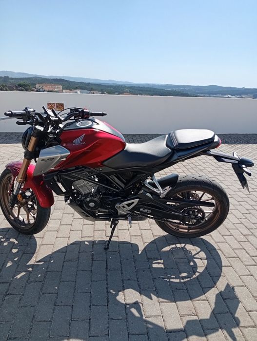 Honda CBR125R 2022
