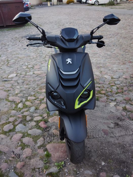 Peugeot Speedfight4i3 owiewki lampy lagi koła śilnik elektryka licznik