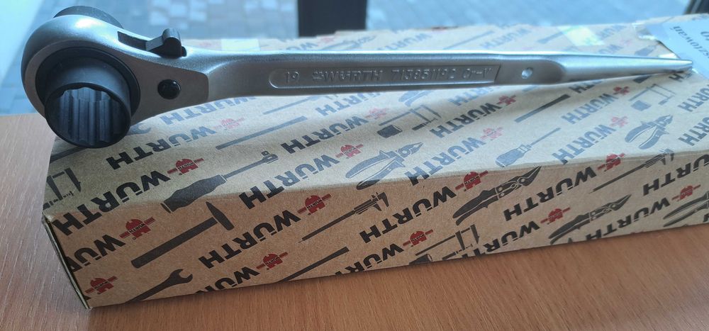 Klucz monterski do rusztowań  Wurth nowy  , netto 100 zł