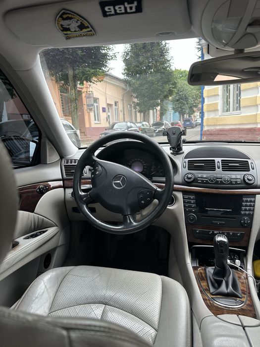 Продам Мерседес,авто в хорошому стані…