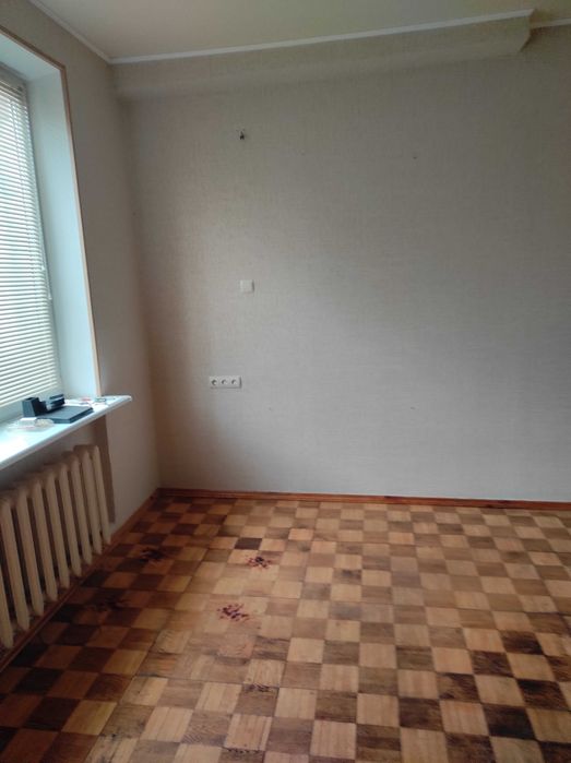 Продаж - обмін приміщення комерційного призначення в центрі м.Миргород