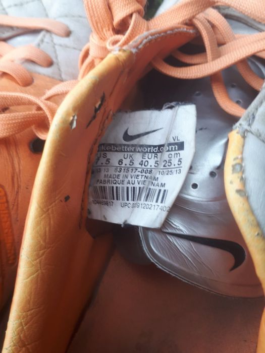 Продам сороконожкі Nike Tiempo орігінал Б/у