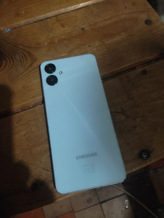 Телефон Samsung A06