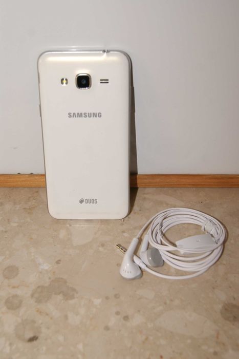 Samsung Galaxy J3 Dual Sim 6 8GB Nr 1
