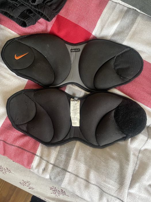 Pasy obciążeniowe do biegania Nike 2×2,25 kg