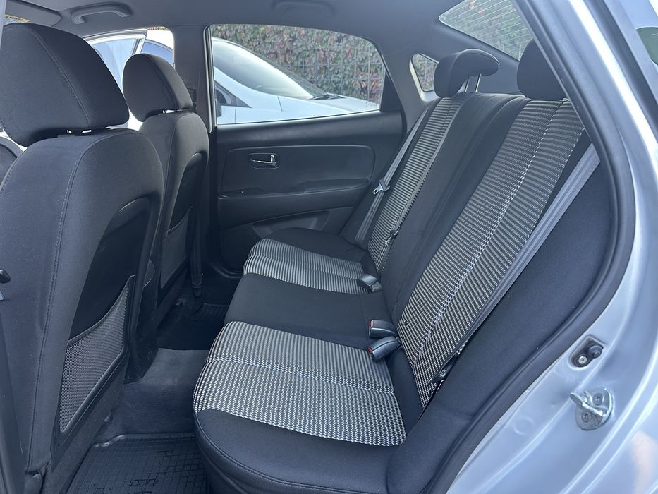 Продам Hyundai Elantra 2011