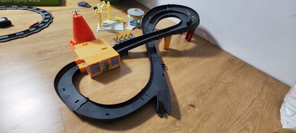 Tor Zygzak McQueen szybka jazda