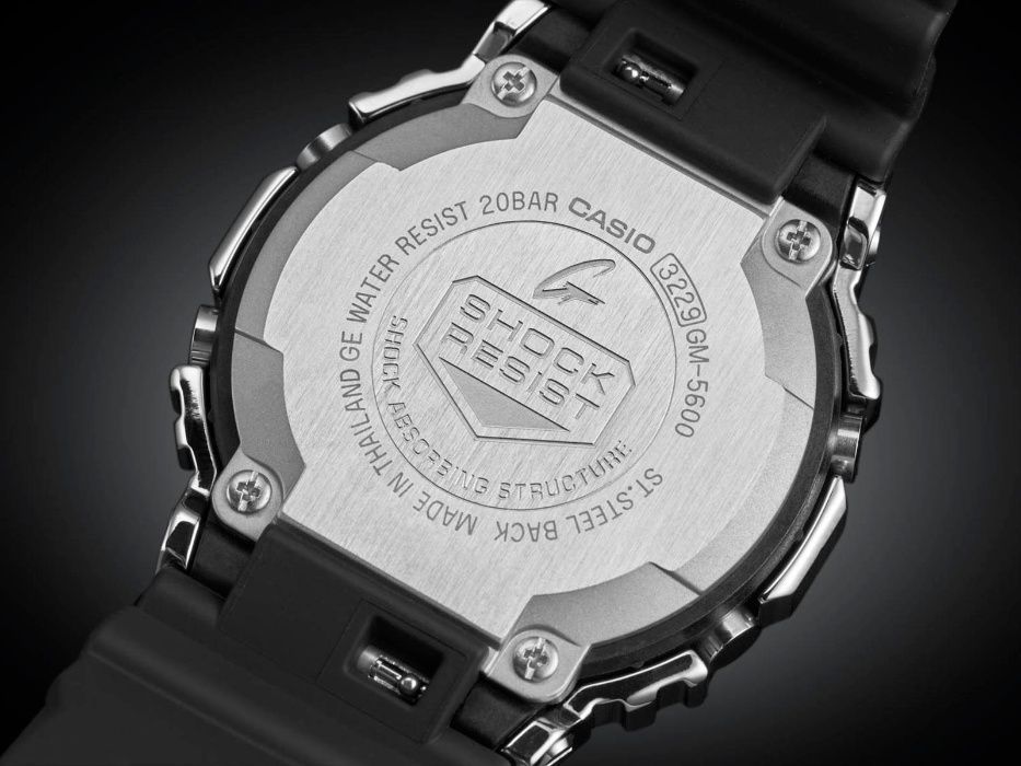 Часы Casio G-SHOCK GM-5600B-3E ! Оригинал! Фирменная гарантия 2 года!