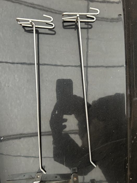 Торговельне обладнання(полки, стойки, тремпеля,кронштейни) ТЕРМІНОВО