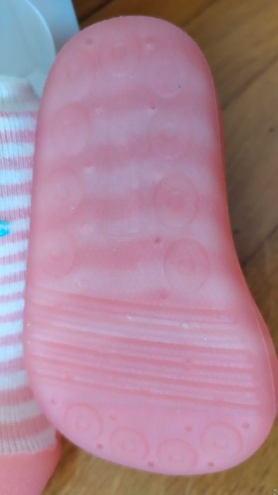 Attipas - Tamanho 21.5