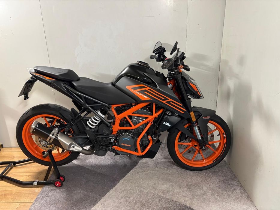 KTM duke 125 z 2021 roku