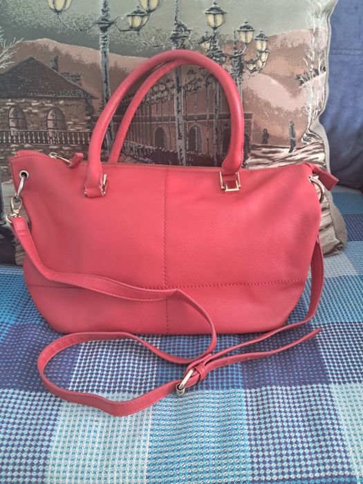 Продам женскую сумку