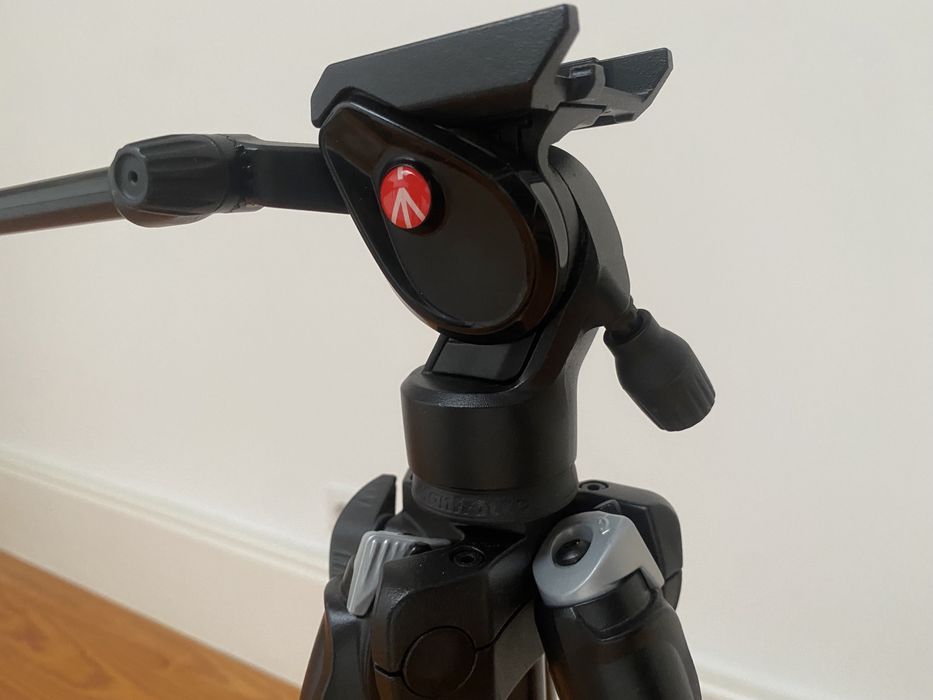 Tripé manfroto 290 light