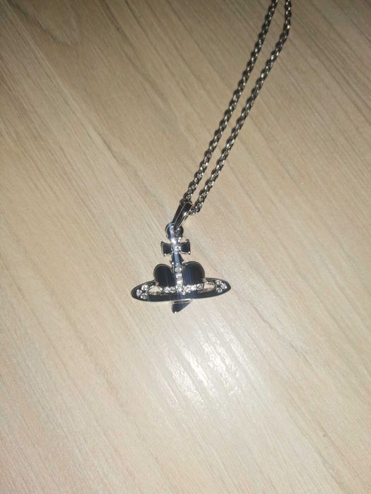 vivienne westwood naszyjnik czarny