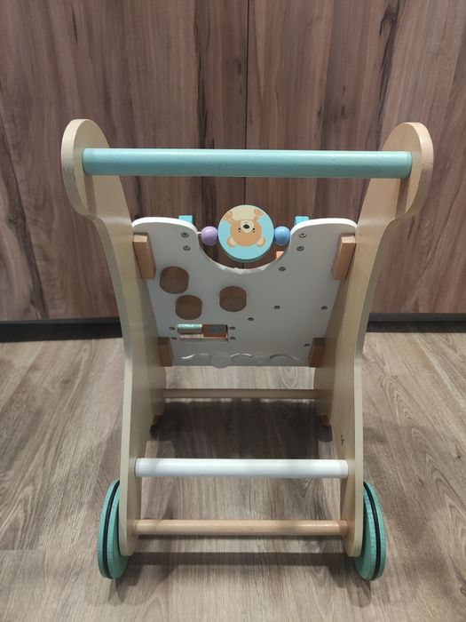 Andarilho em Madeira para Bebê