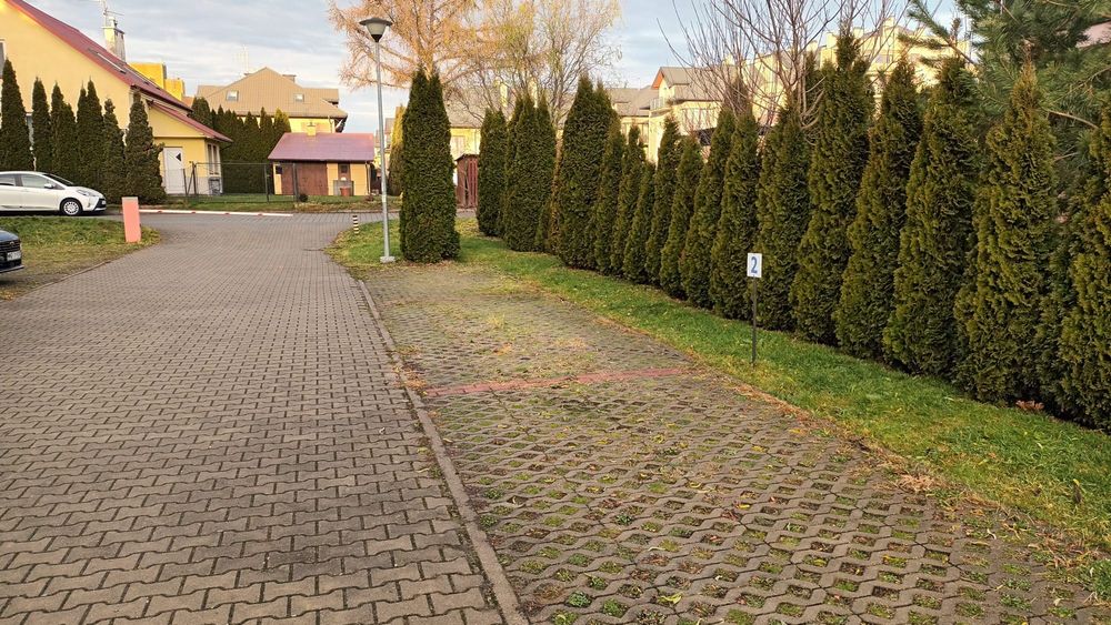 Prywatne miejsce postojowe w Rzeszowie na zamkniętym parkingu