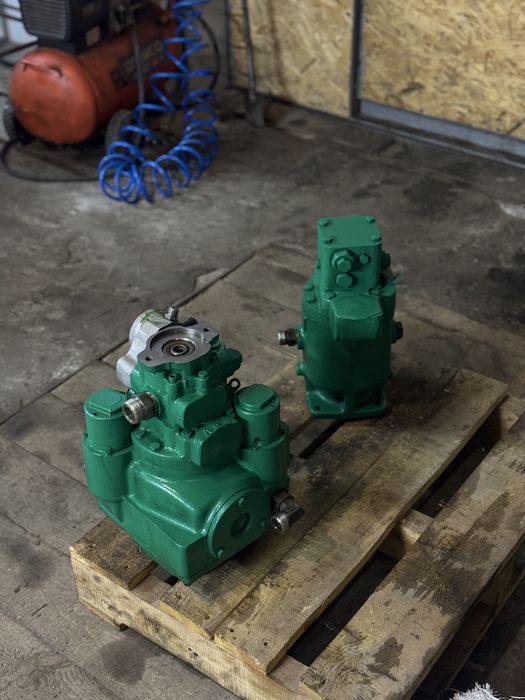 Ремонт ГСТ (Гідростатика) John Deere/Case