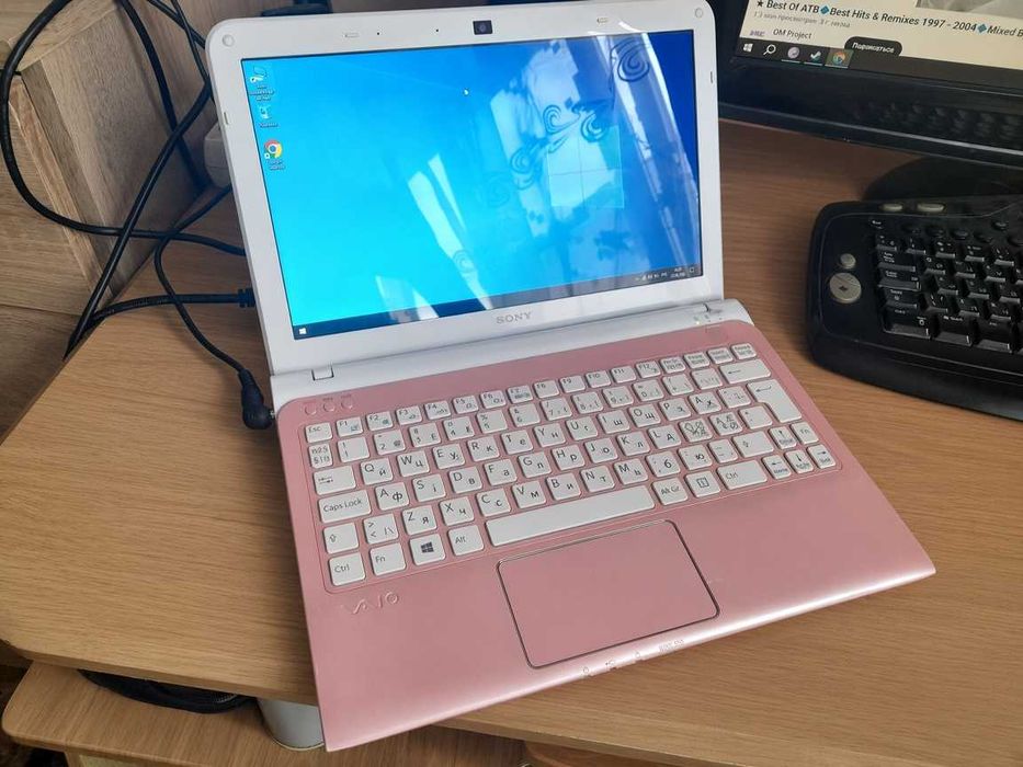 Ноутбук Sony VAIO 2 ядра 4 озу Екран: 11.6
