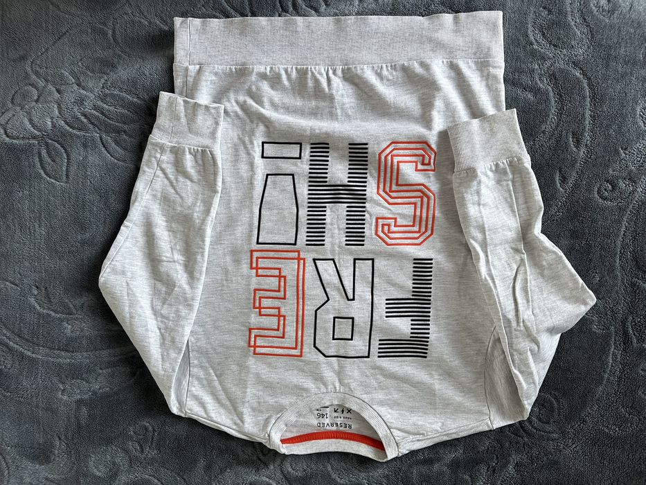 Dwie bluzy Reserved 146 i 152 cm cuenkie