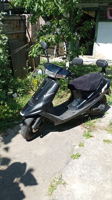 продам скутер SUZUKI
