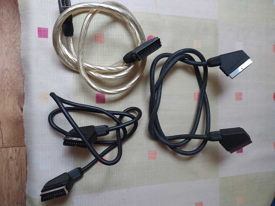 Kable Audio- Video , Euro-Scart , chinch , ładowarki , przejściówki .