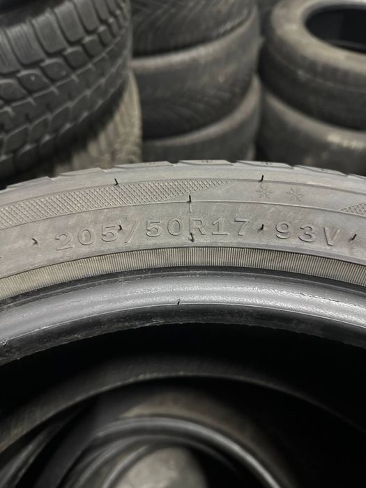 Автошини зимові TOMKET 205/50/17 (2шт) Резина,Колеса,Гума,Скати,