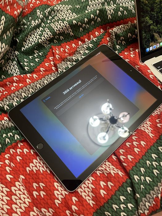 IPad 5/32gb читайте опис.