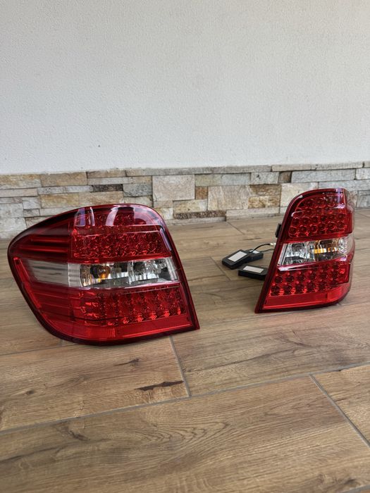 Задние фонари Стопы Mercedes ML-class W164 2005-2008