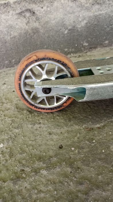 Трюковой самокат