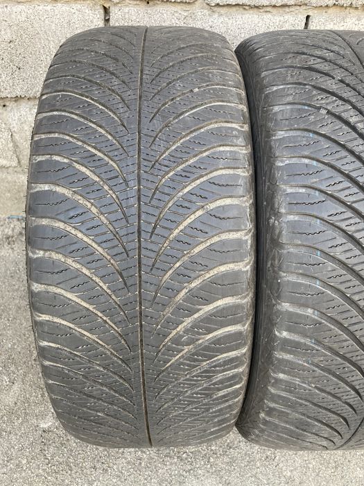 Резина шини (пара) 235/50R18 Goodyear 6,5+ mm