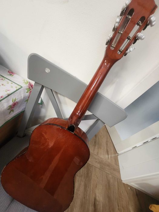 Gitara mała klasyczna dla dziecka używana stan dostateczny