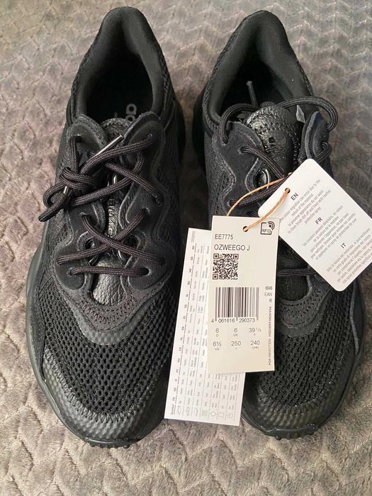 Buty sportowe Adidas Ozweego rozmiar 39 ⅓