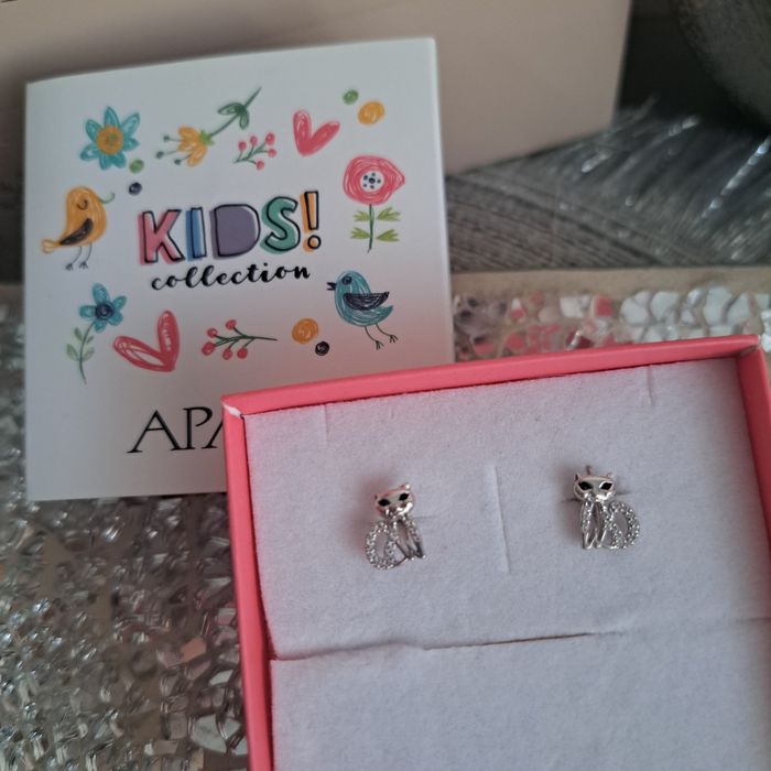 Srebrne kolczyki Apart Kids plus z perłą