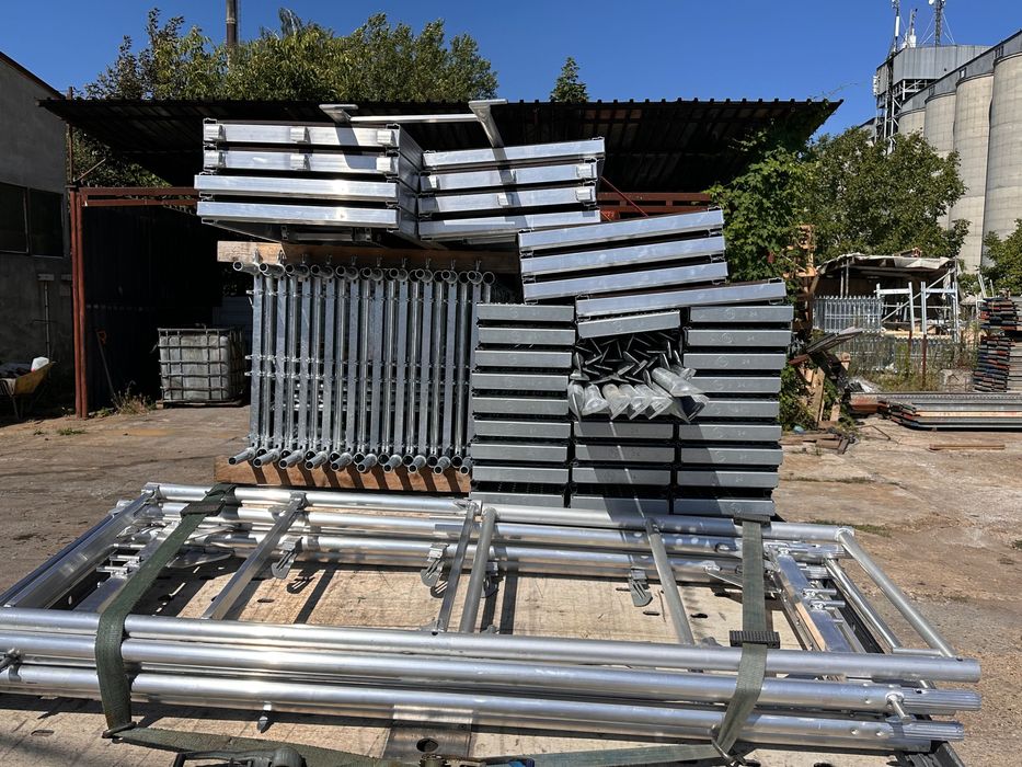 Rusztowanie typ plettac idealne na domki 12 m dł x 8,3 wys. około 100m