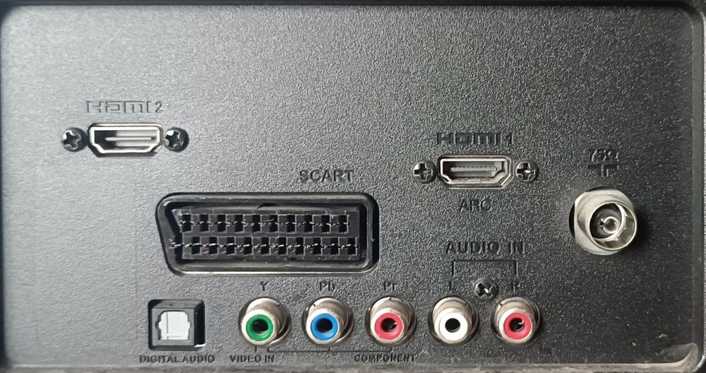 Telewizor LCD firmy Sharp 32"