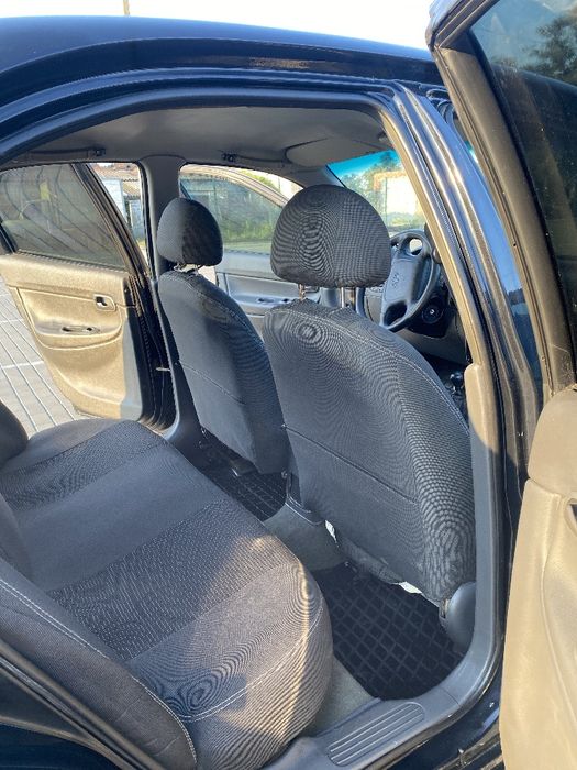 Daewoo Nubira 1998