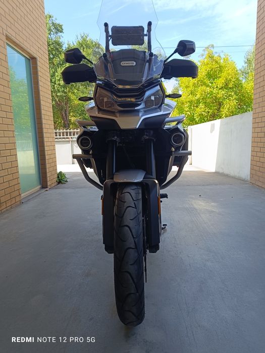 Cf moto impecável