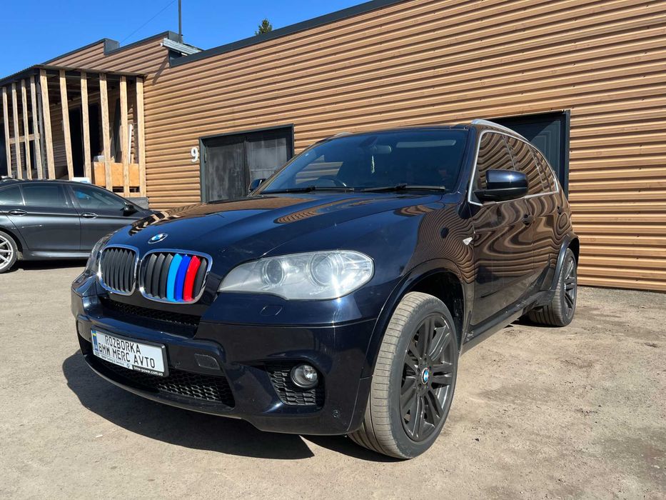 М Обвес Рестайл БМВ Х5 Е70 Передний М бампер BMW X5 E70 задний обвіс