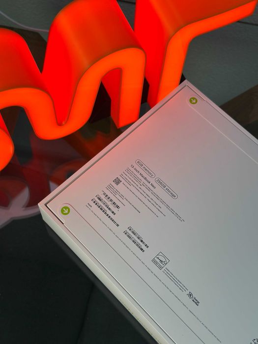Apple MacBook Neo 256GB Citrus MHFD4