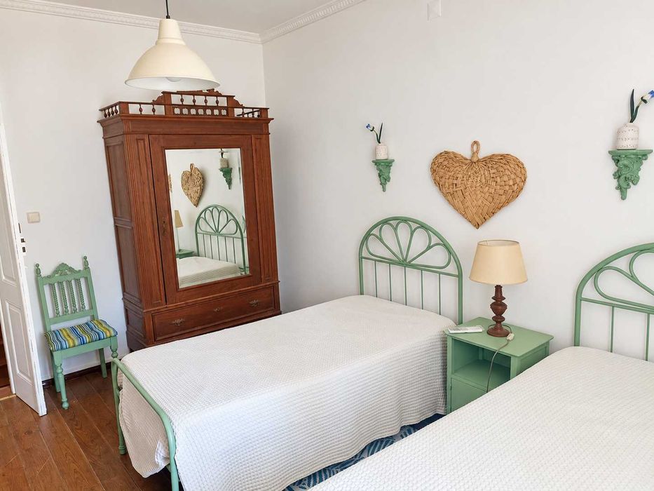 2 Quartos Individuais exclusivamente a Professores(as) – Moura 280/300