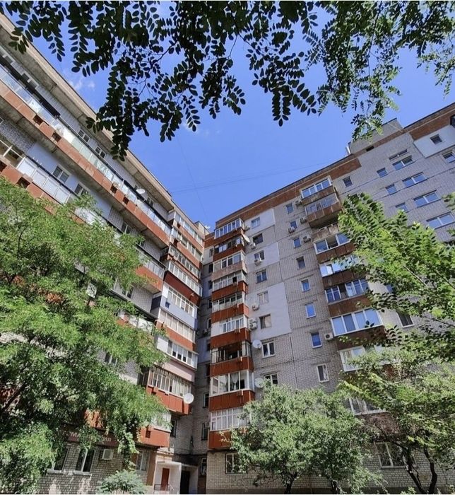 Продам 1к квартиру на Красном Камне, с ремонтом!
